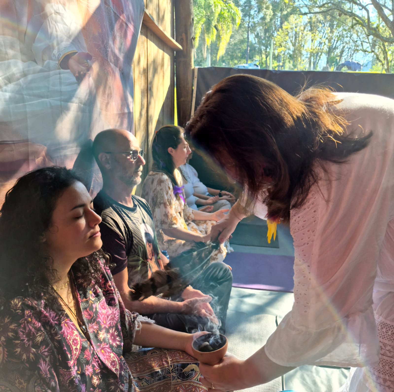 Ivone durante uma vivência com participantes